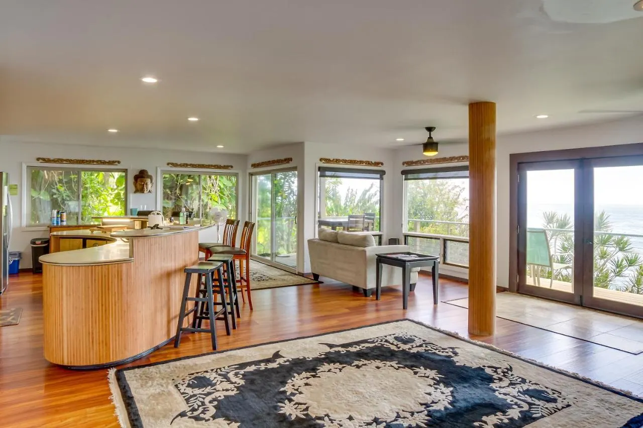 Hilo Home With Private Deck And Stunning Ocean Views! 0*,  USA