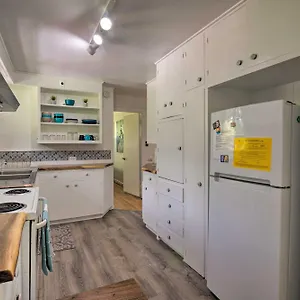 Ocean Views On The Hamakua Coast! Apartment