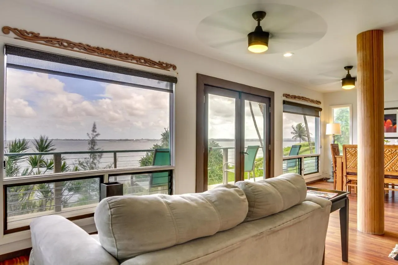 Holiday home Hilo Home With Private Deck And Stunning Ocean Views!