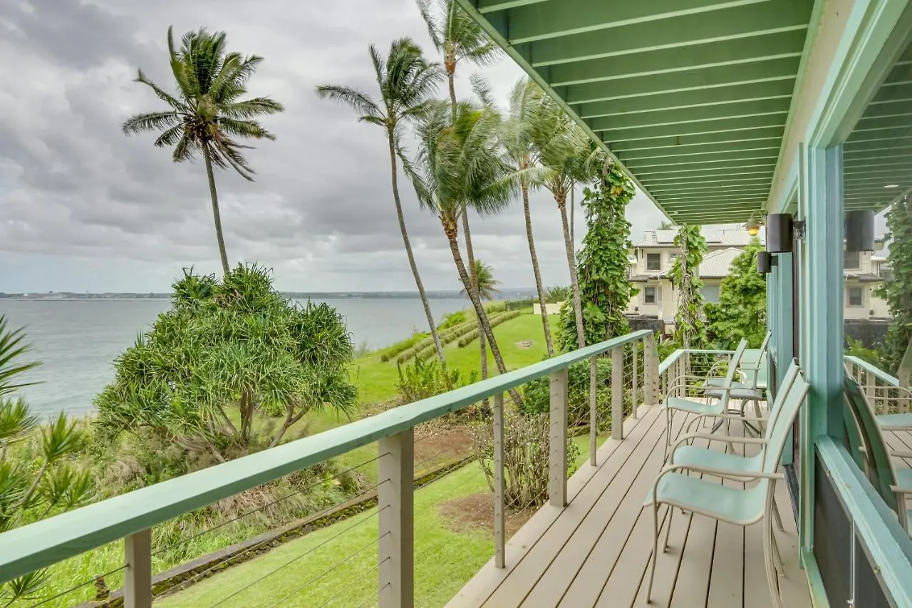 Hilo Home With Private Deck And Stunning Ocean Views!
